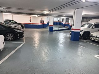 Garaje en venta en La Nova Esquerra de l'Eixample en Barcelona