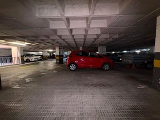 Garaje en venta en La Nova Esquerra de l'Eixample en Barcelona