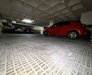 Garaje en venta en La Nova Esquerra de l'Eixample en Barcelona