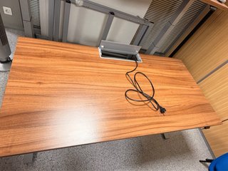 Mesa de oficina elevable eléctrica