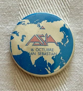 * Lote 6 Chapas Conciertos
