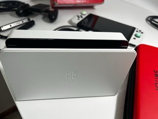 Nintendo Switch OLED Blanca y Negra