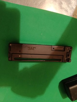 Frente de radio JVC KD-G322