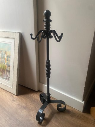 Soporte chimenea metal negro
