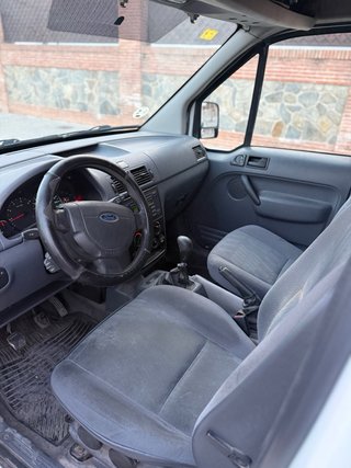 Ford E-Transit 2009