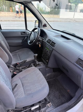Ford E-Transit 2009