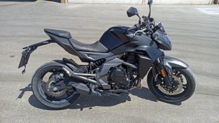 CF MOTO 400NK 2019 Negra