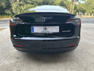 Tesla Model 3 Performance