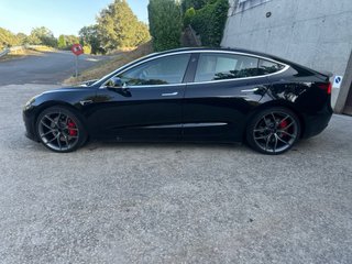 Tesla Model 3 Performance