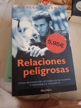 Lote de libros en buen estado ,regalo uno.