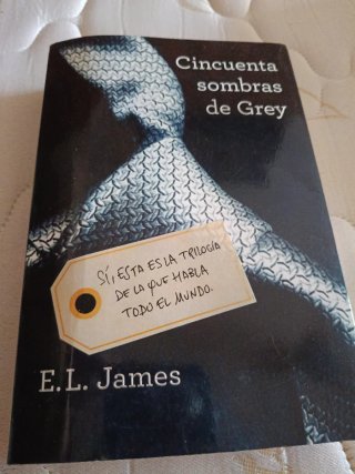 Lote de libros en buen estado ,regalo uno.