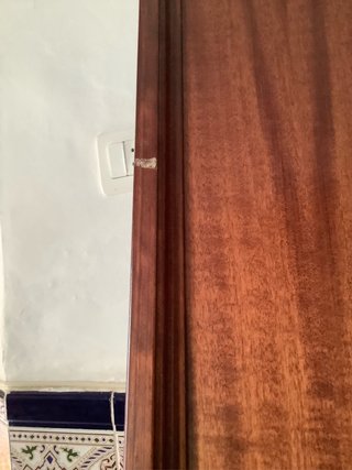 Galería para cortina de madera y metal