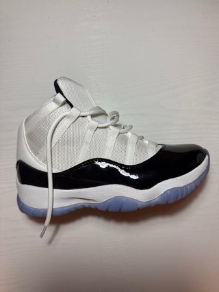 Jordan 11 Retro Oreo Nuevas Talla 39