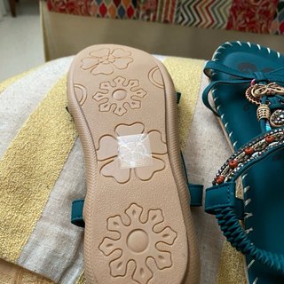 Sandalias verdes sin estrenar Talla 39