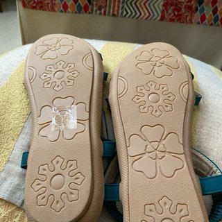 Sandalias verdes sin estrenar Talla 39