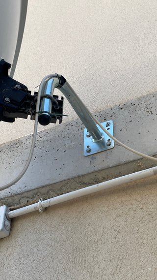 Antena Parabólica Blanca