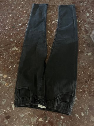 Pantalones largos Mango grises