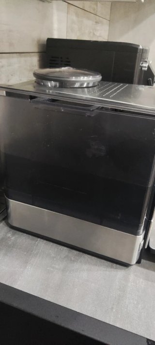 Macchina Caffè Siemens EQ.8 Series 300