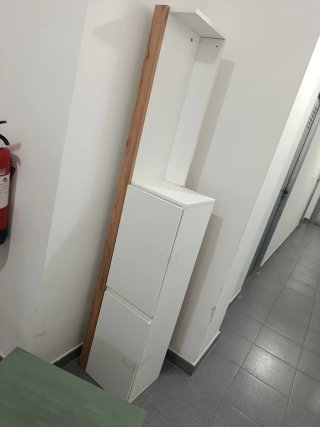 Mueble superior TV madera y blanco