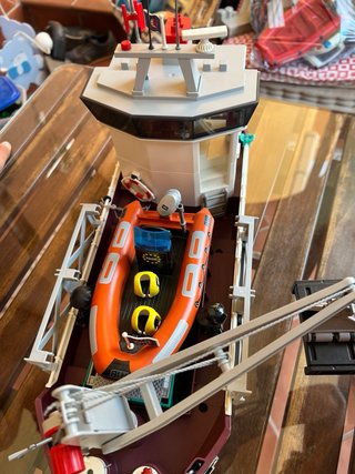Barco de carga Playmobil con lancha