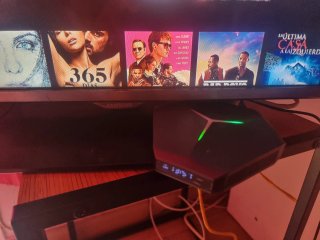 Samsung TV 32 pulgadas UE32H5000AW + TV Box