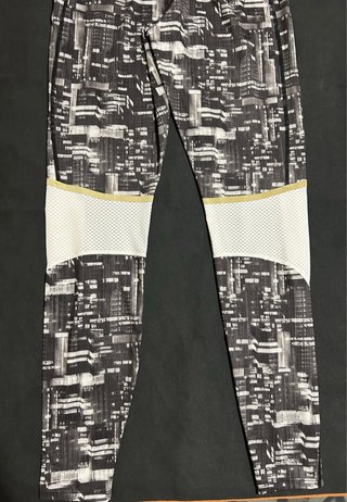 Mallas deportivas apenas usadas