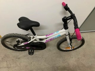 Bicicleta infantil niña