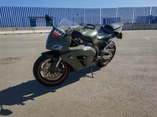 Honda CBR 1000 RR 2005