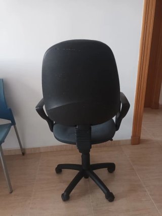 Silla de escritorio negra