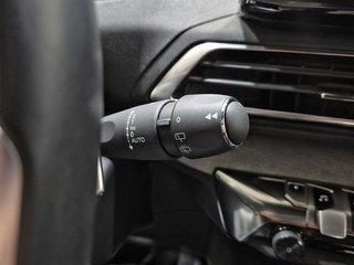 Peugeot 3008 Hybrid 225 e-EAT8 GT