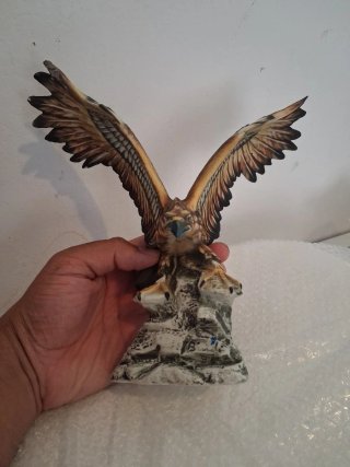 Águila Capodimonte Bindi