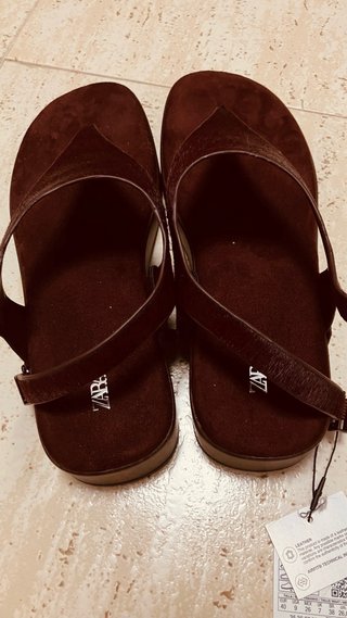 Sandalias Zara Verano granate