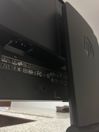 Monitor HP EliteDisplay E221c