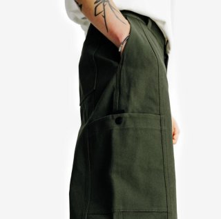 Pantalón estilo urbano hombre verde caqui