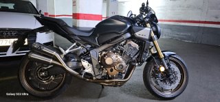 Honda CB650R Negra con Extras