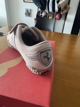 Zapatillas Puma Ferrari Grises y Rosas