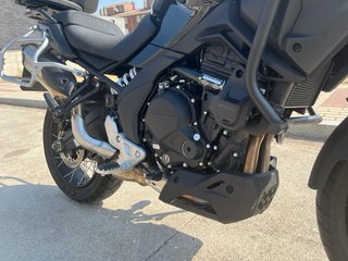 CFMOTO 700MT Adventure/Touring Negra