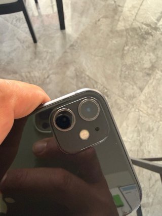 iPhone 11 Apple