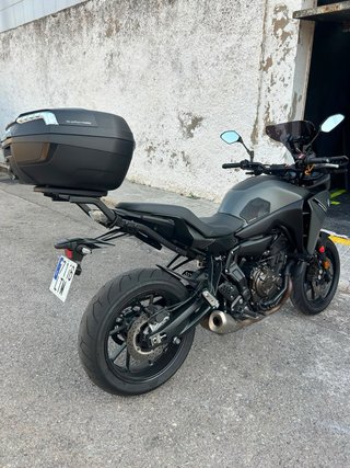 Yamaha Tracer 7 Negra