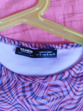 Vestido corto ajustado estampado Talla S