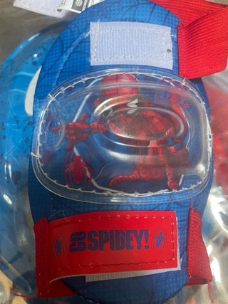 Set Patines Coderas Espinilleras Casco Spider-Man