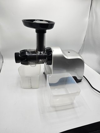 Licuadora Omega CNC82 - Bajo RPM