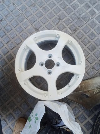 Rueda repuesto 13' y llantas sport 15'
