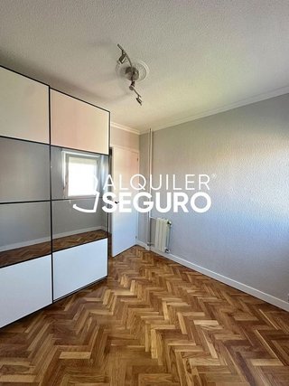 Piso en alquiler en Valderas - Los Castillos en Alcorcón