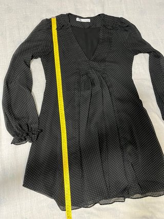 Vestido Zara negro lunares blanco mini