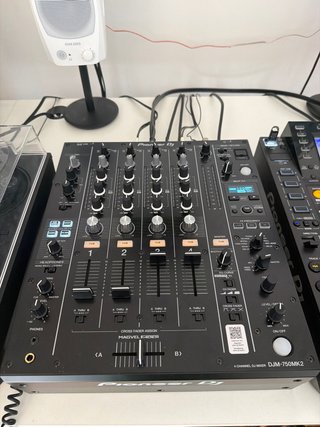 Equipo DJ Pioneer Completo + Vinilos