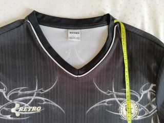 Camiseta Retro Bershka Talla M