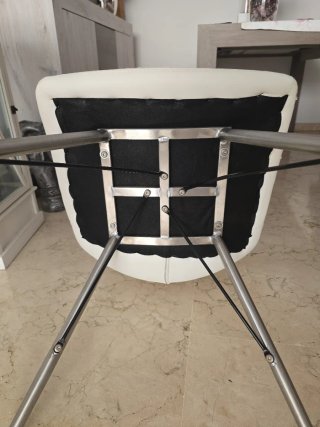 4 Sillas Comedor Polipiel Blanca + fundas