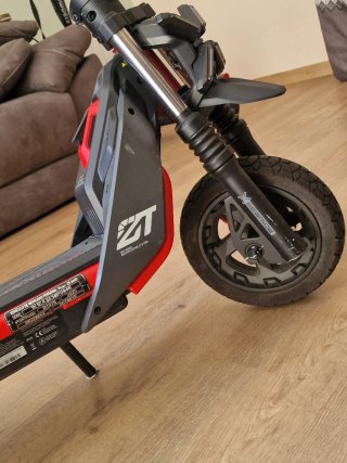 Patinete Eléctrico Segway ZT3 Pro