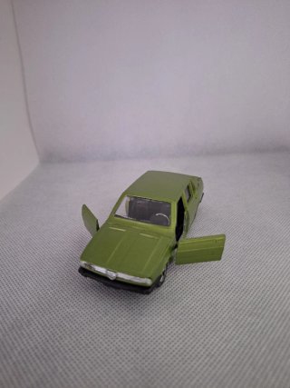Coche antiguo Mattel verde